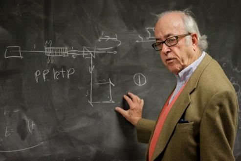 John Cramer 070513_1617_AcuriousCas15.jpg